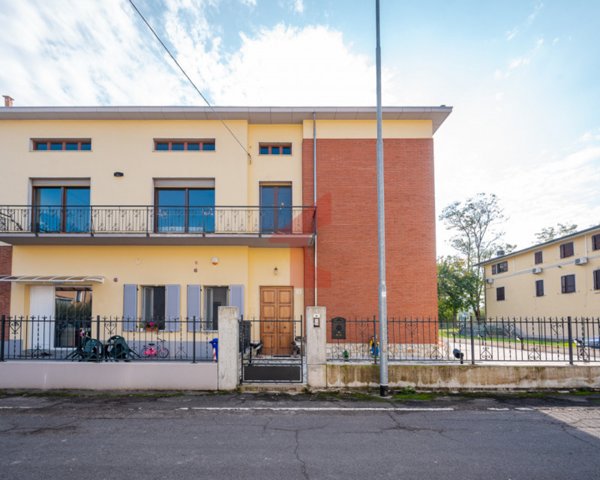 casa semindipendente in vendita a Fontanellato