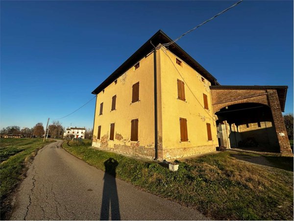 casa indipendente in vendita a Fontanellato in zona Cannetolo