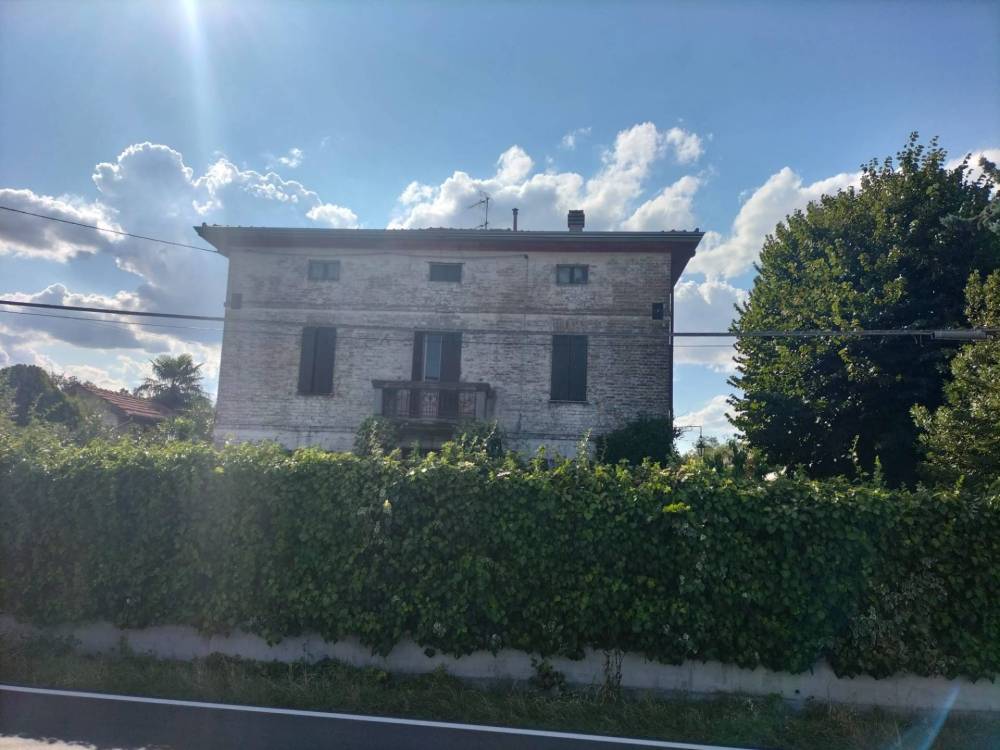 casa indipendente in vendita a Fontanellato