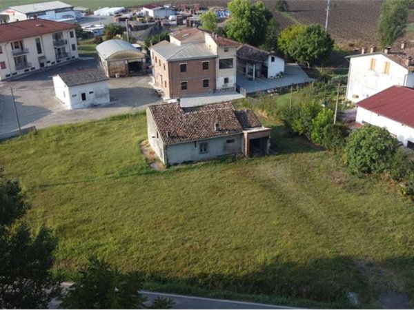 casa indipendente in vendita a Fontanellato in zona Paroletta