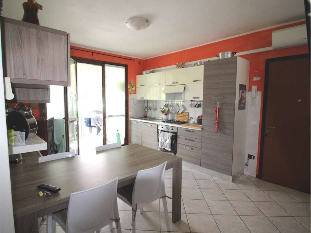 appartamento in vendita a Fontanellato in zona Casalbarbato