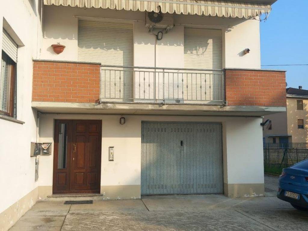 appartamento in vendita a Fontanellato in zona Priorato