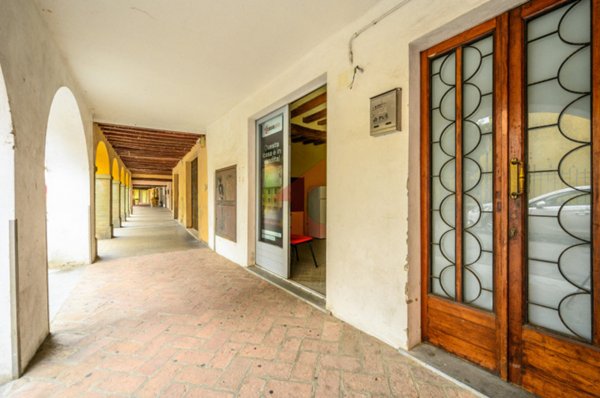 casa indipendente in vendita a Fontanellato in zona Rosso