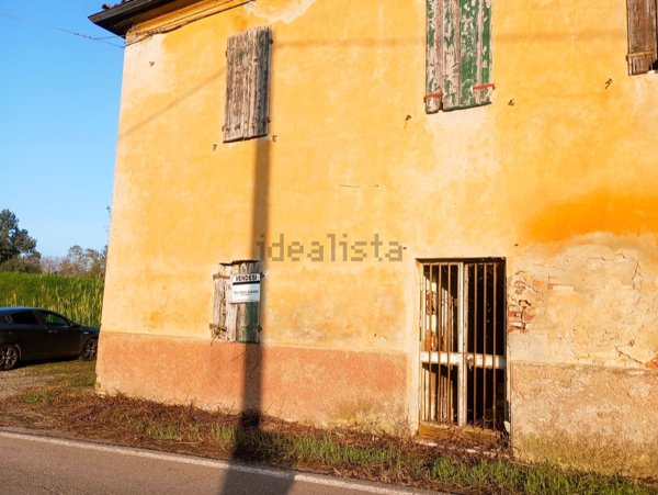 casale in vendita a Fontanellato in zona Grugno