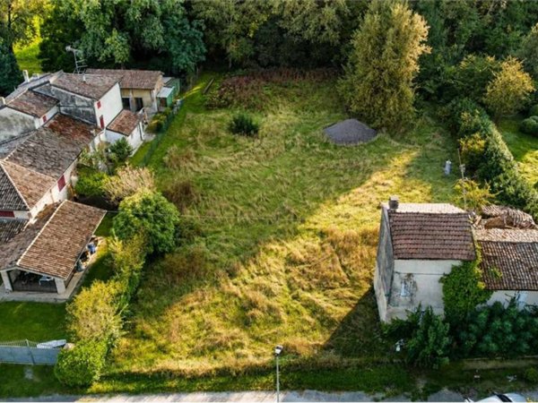 casale in vendita a Fontanellato in zona Toccalmatto