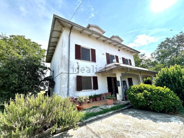 casa indipendente in vendita a Fontanellato in zona Paroletta