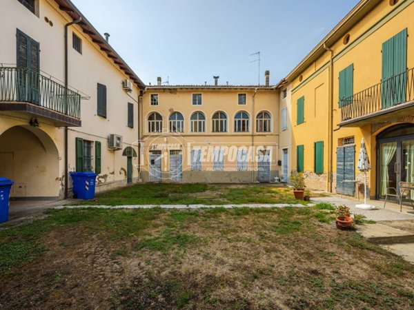 appartamento in vendita a Fontanellato in zona Priorato
