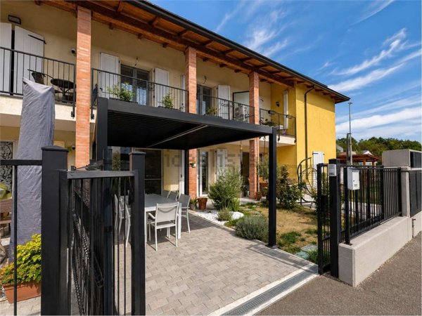 casa indipendente in vendita a Fontanellato in zona Paroletta