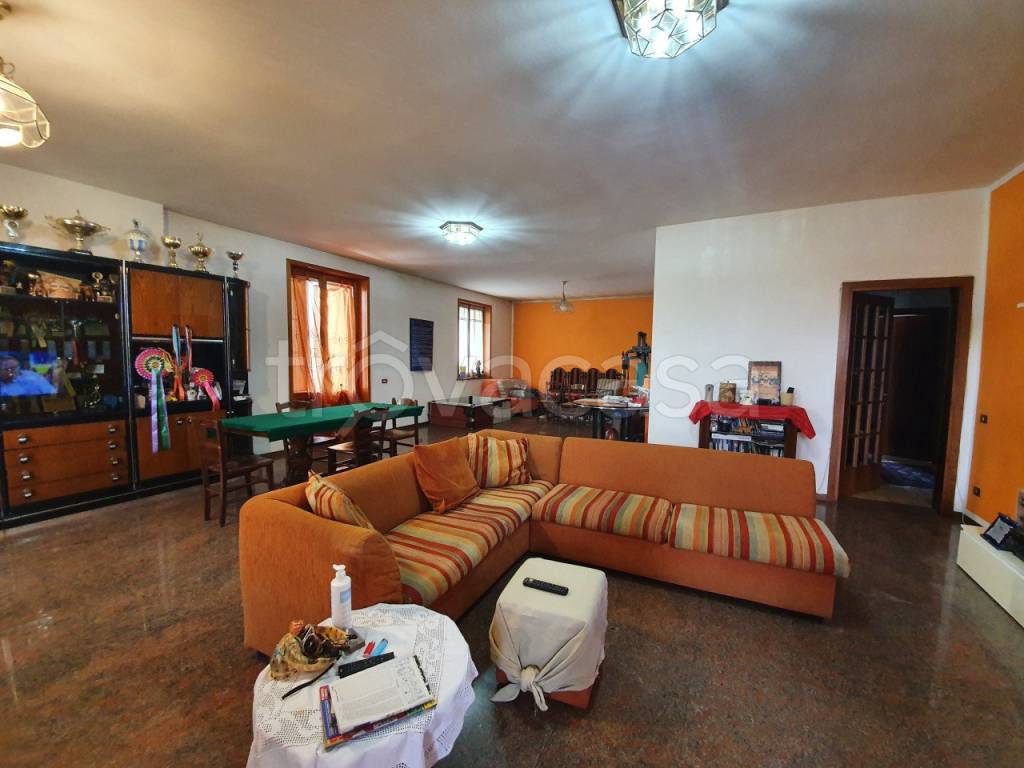 appartamento in vendita a Fontevivo in zona Romitaggio