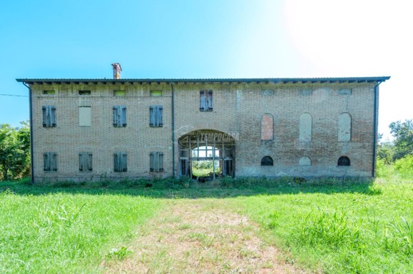 casa indipendente in vendita a Fontevivo in zona Bianconese