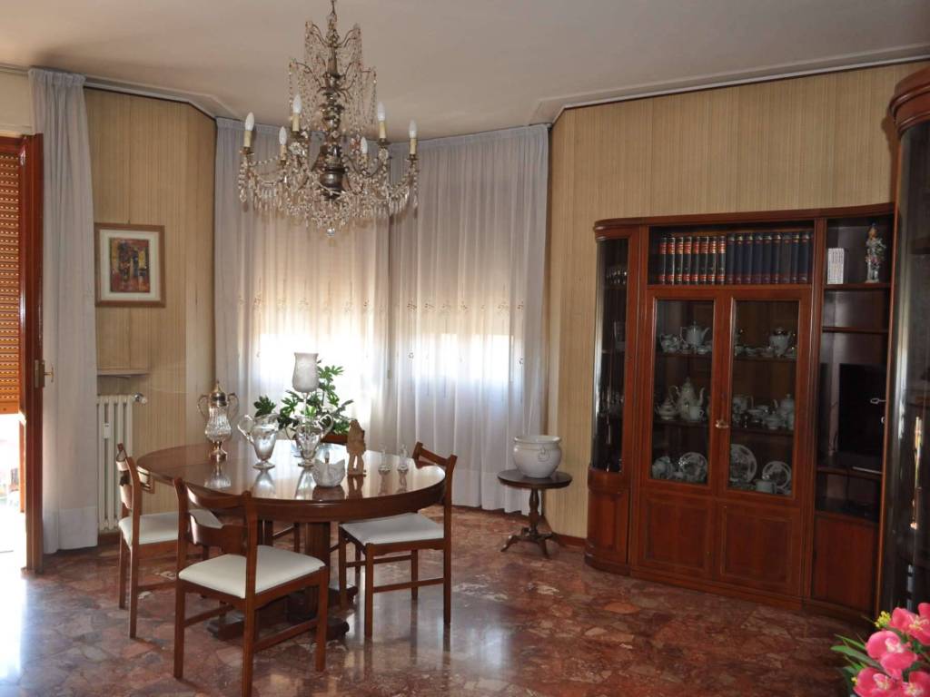 appartamento in vendita a Fontevivo in zona Ponte Taro