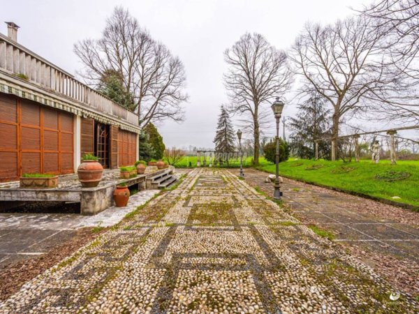 casa indipendente in vendita a Fontevivo in zona Bianconese