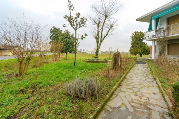 casa indipendente in vendita a Fontevivo