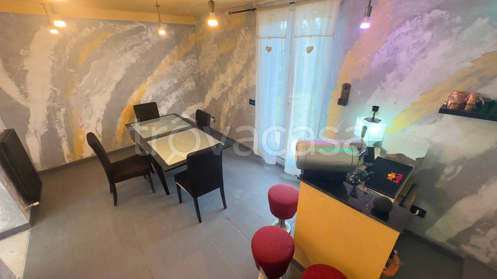 casa indipendente in vendita a Fontevivo in zona Ponte Taro