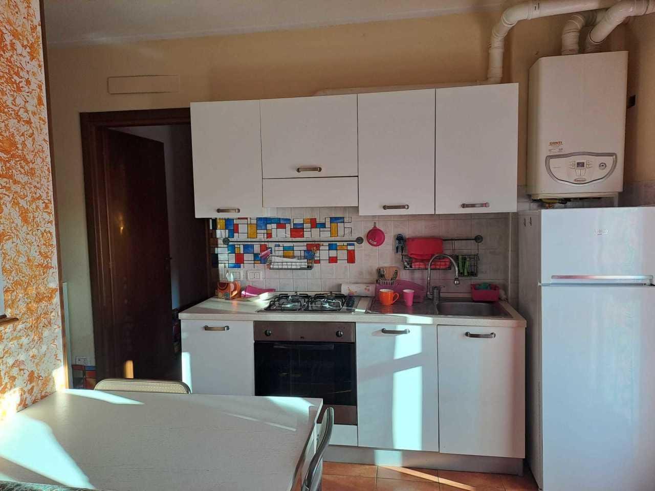 appartamento in vendita a Fontevivo in zona Ponte Taro