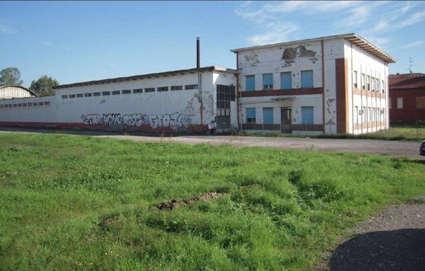terreno edificabile in vendita a Fontevivo