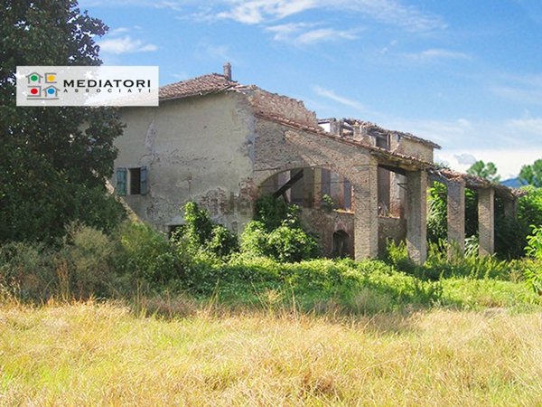 rudere in vendita a Fontevivo in zona Ponte Taro