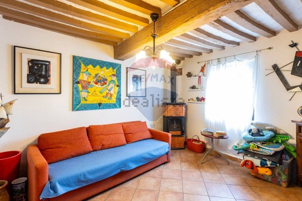 casa indipendente in vendita a Fontevivo