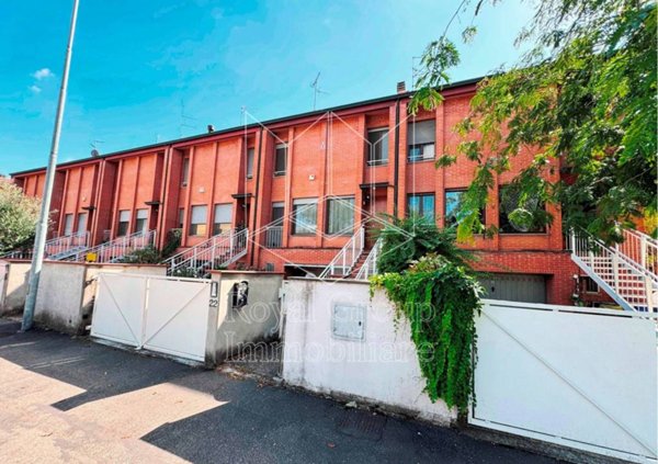 casa indipendente in vendita a Fontevivo in zona Ponte Taro