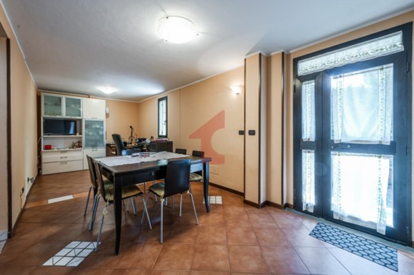 casa indipendente in vendita a Fontevivo