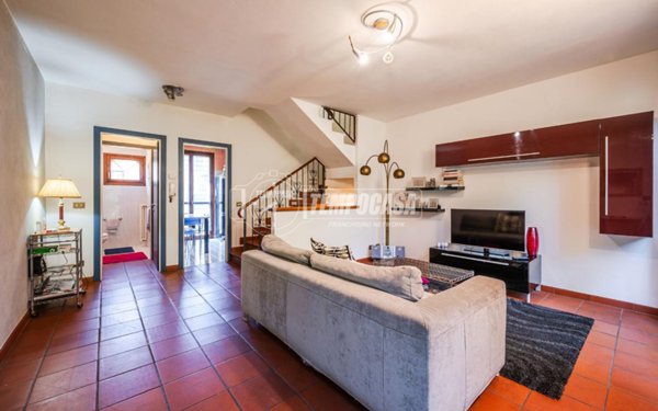 casa indipendente in vendita a Fontevivo