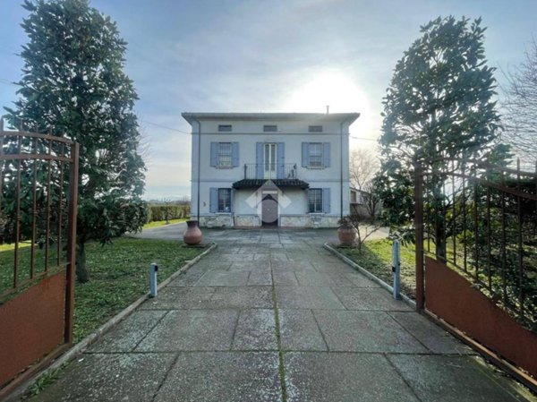 appartamento in vendita a Fontevivo in zona Ponte Recchio