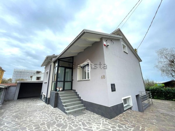 casa indipendente in vendita a Fontevivo