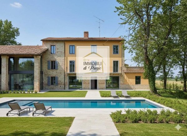 casale in vendita a Fontevivo