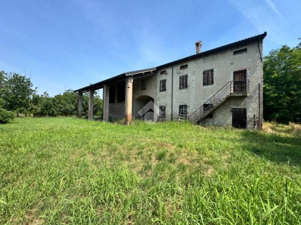 casa indipendente in vendita a Fontevivo in zona Bianconese