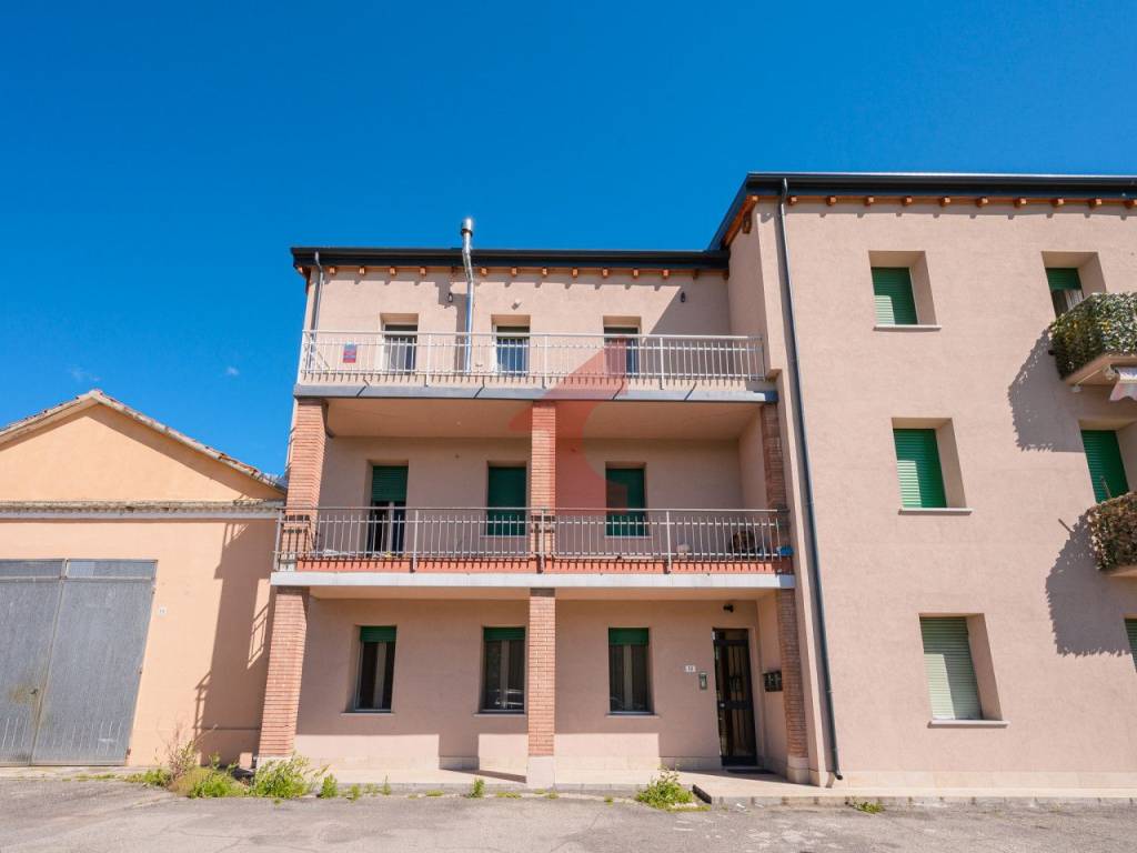 appartamento in vendita a Fontevivo in zona Ponte Taro