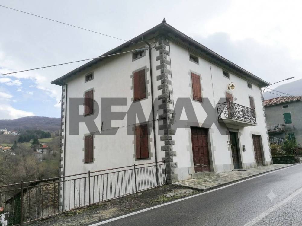casa indipendente in vendita a Fontevivo