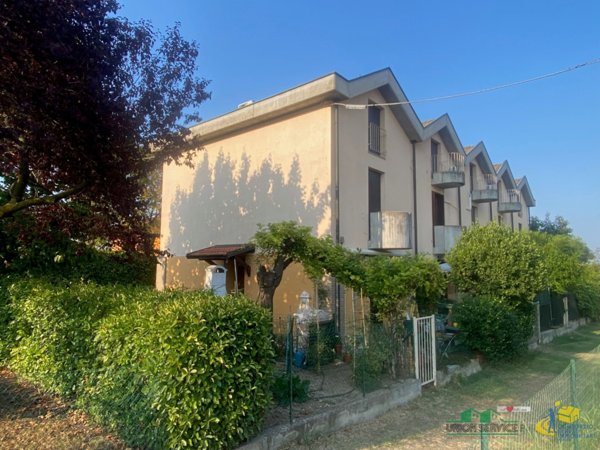 casa indipendente in vendita a Fontevivo in zona Torchio
