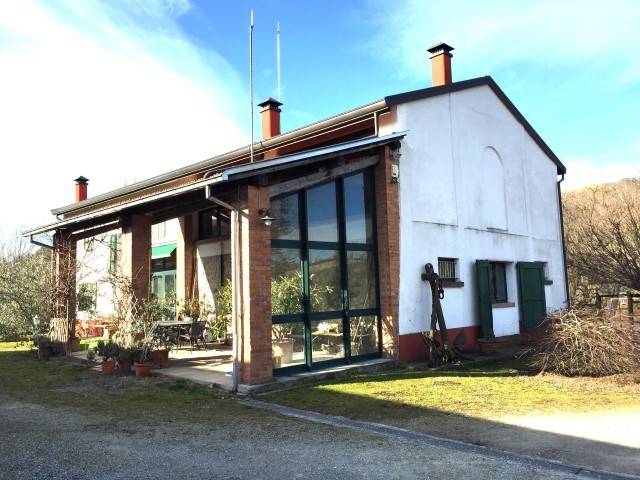 casa indipendente in vendita a Fornovo di Taro in zona Cafragna