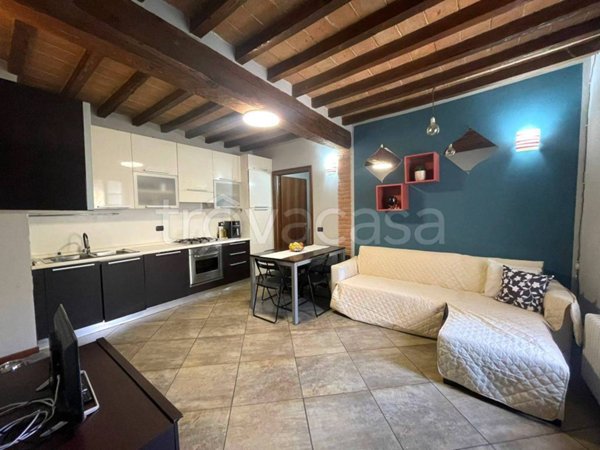 appartamento in vendita a Fornovo di Taro in zona Piazza