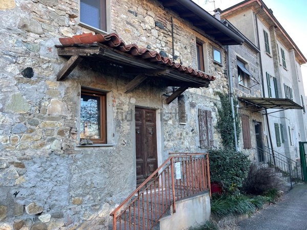 casa indipendente in vendita a Fornovo di Taro in zona Citerna