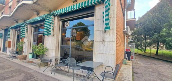 negozio in vendita a Fornovo di Taro in zona Piazza