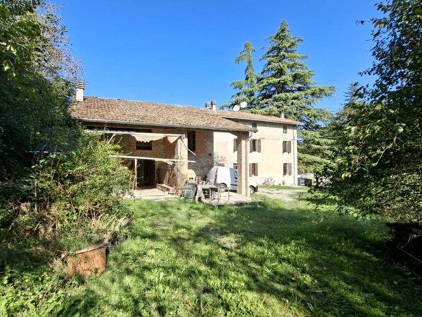 casa indipendente in vendita a Fornovo di Taro in zona Riccò