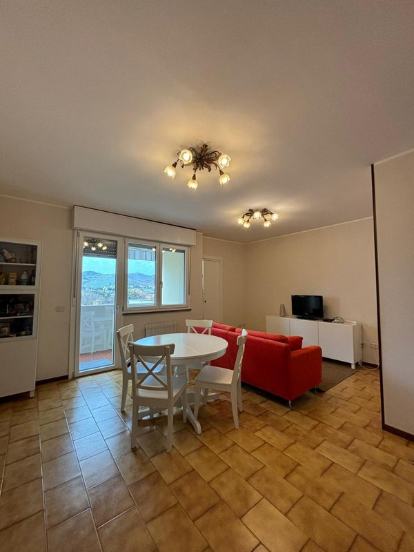 appartamento in vendita a Fornovo di Taro in zona Piazza