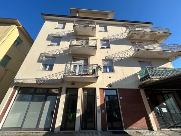 casa semindipendente in vendita a Fornovo di Taro