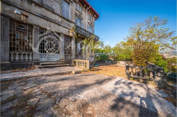 casa indipendente in vendita a Fornovo di Taro