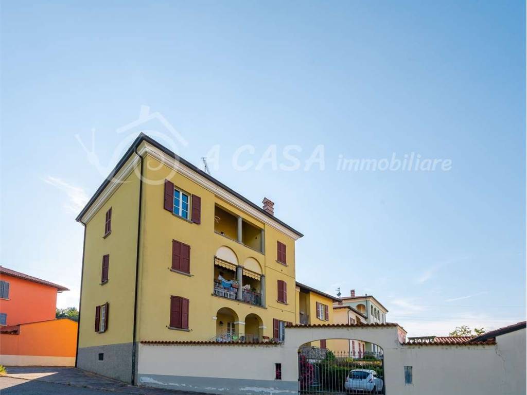 appartamento in vendita a Fornovo di Taro in zona Riccò