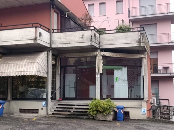 negozio in vendita a Fornovo di Taro