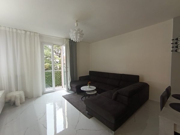 appartamento in vendita a Fornovo di Taro in zona Piazza