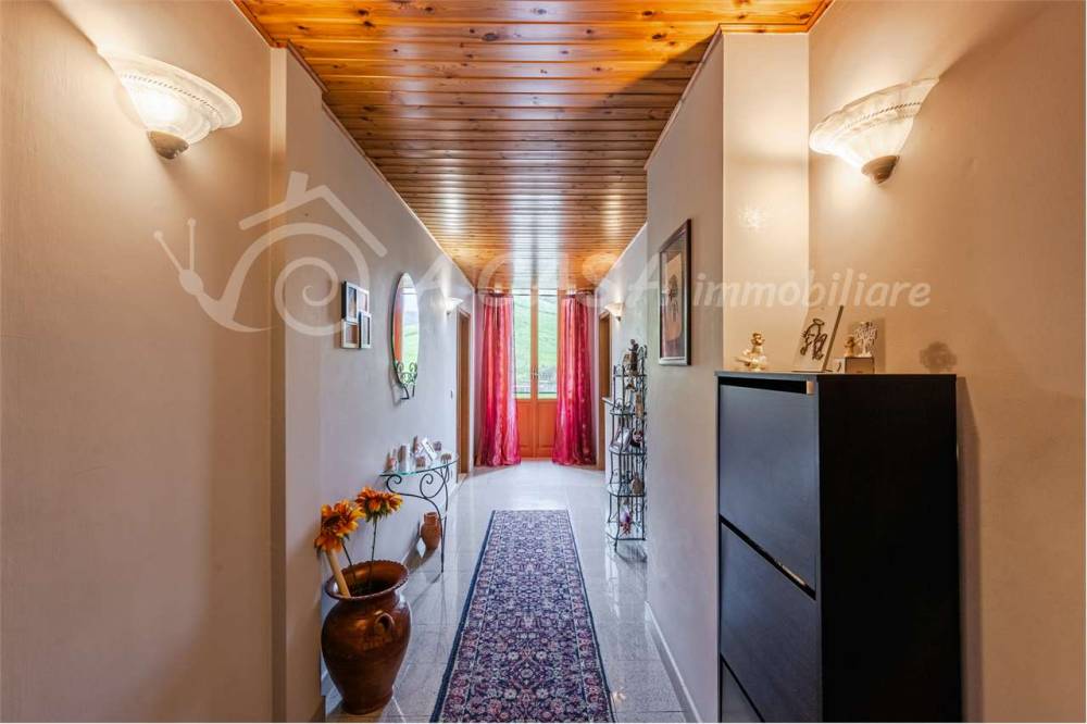 appartamento in vendita a Fornovo di Taro in zona Riccò