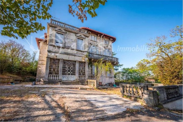 casa indipendente in vendita a Fornovo di Taro