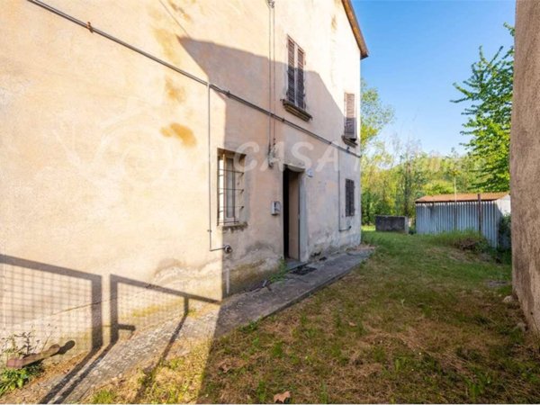 casa indipendente in vendita a Fornovo di Taro in zona Sivizzano