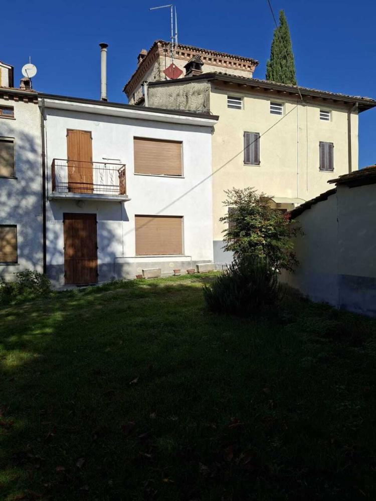 casa indipendente in vendita a Fornovo di Taro