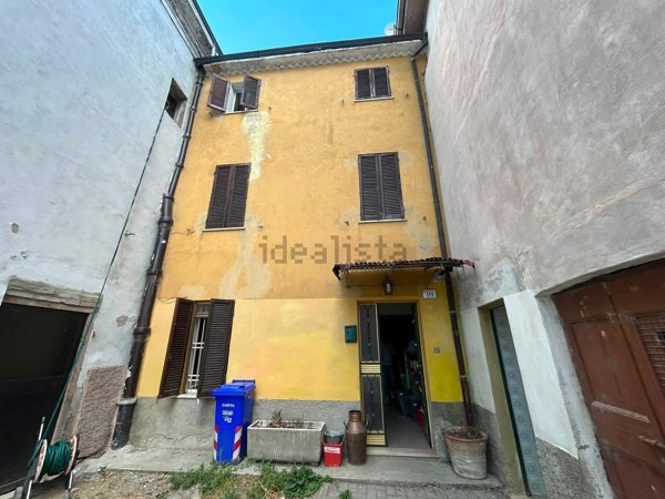 casa indipendente in vendita a Fornovo di Taro in zona Respiccio