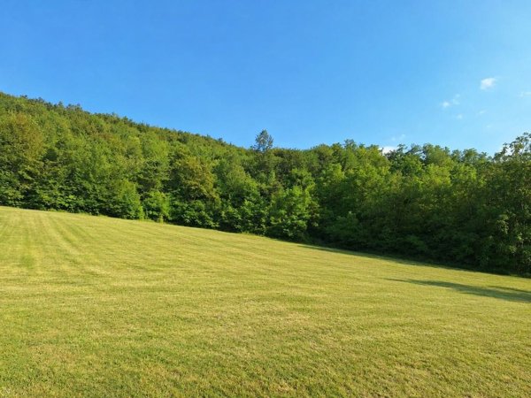 terreno edificabile in vendita a Fornovo di Taro