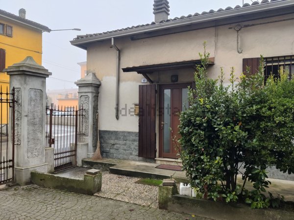 appartamento in vendita a Fornovo di Taro in zona Riccò